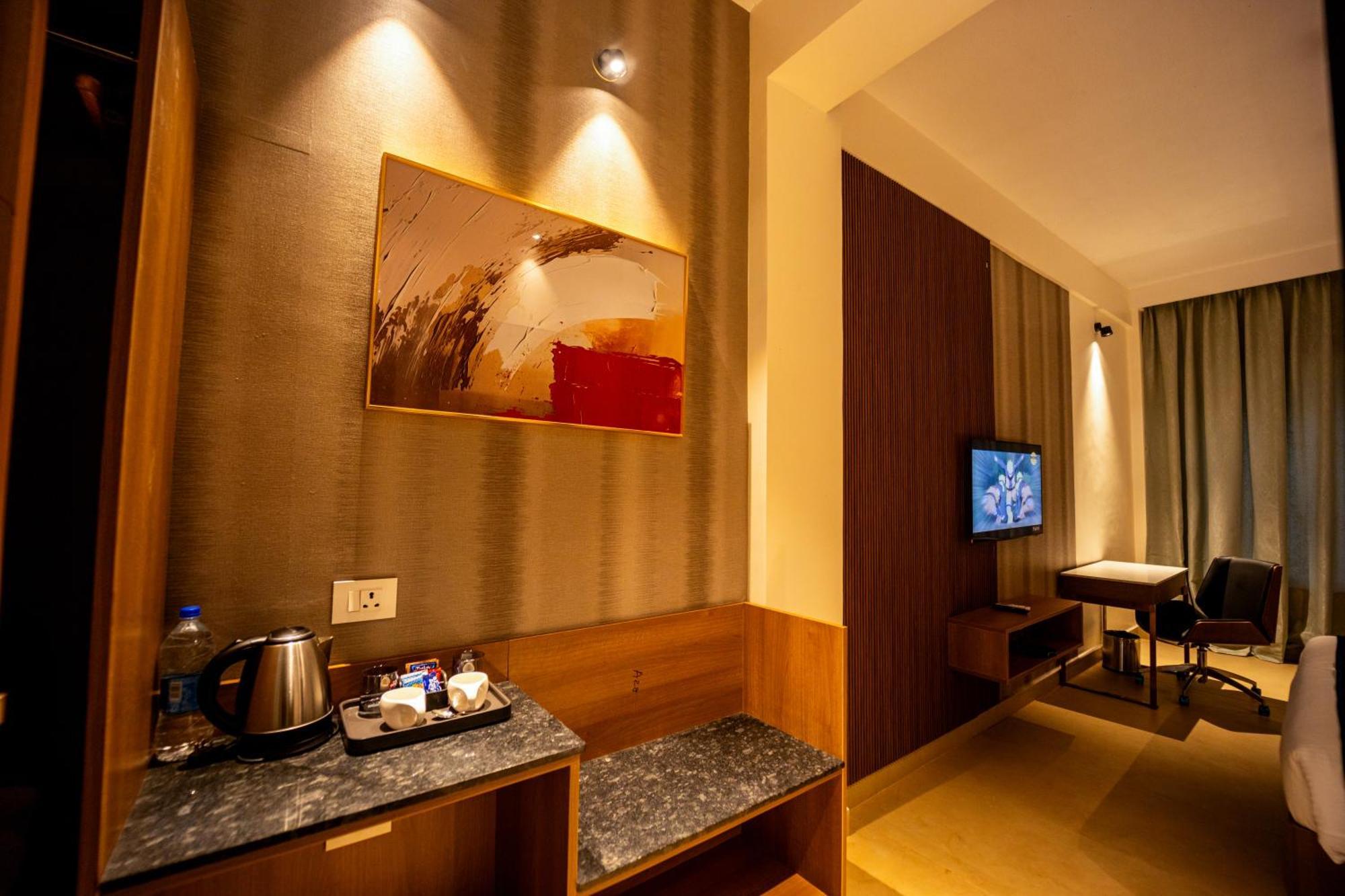 Ananthyam Resort By Anukulas เยลาคีรี ภายนอก รูปภาพ