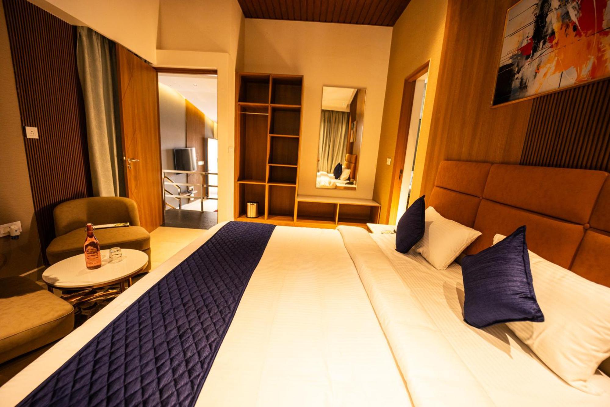 Ananthyam Resort By Anukulas เยลาคีรี ภายนอก รูปภาพ
